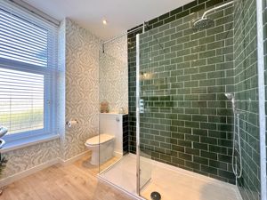 Photo 28- click for photo gallery